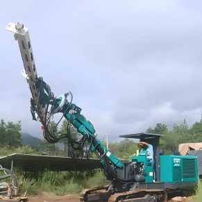 孔山重工KS692顶锤隧道钻机